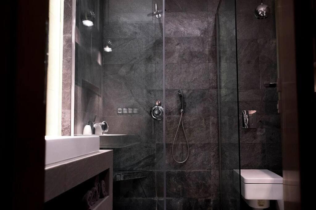 Evergreen - Old Town Spacious Stylish With Ac And One And A Half Bath, Baby & Kid- Friendly *